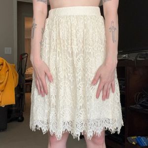 🪅 Lace Midi Skirt